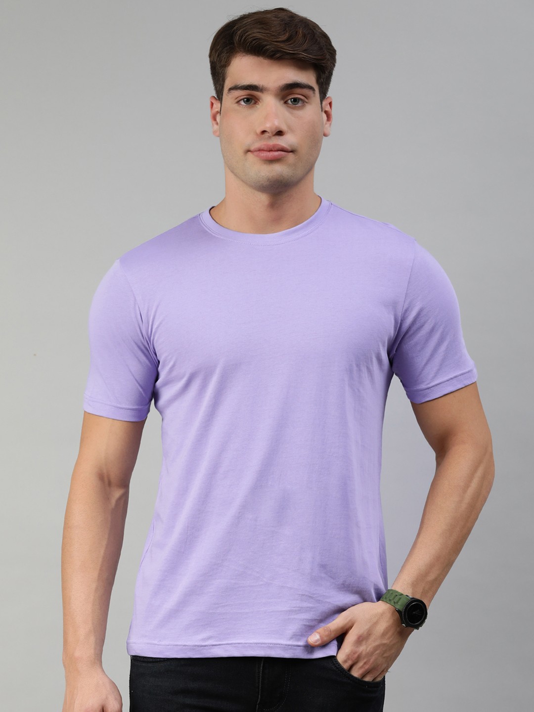 

Huetrap Men Lavender Solid Pure Cotton T-shirt