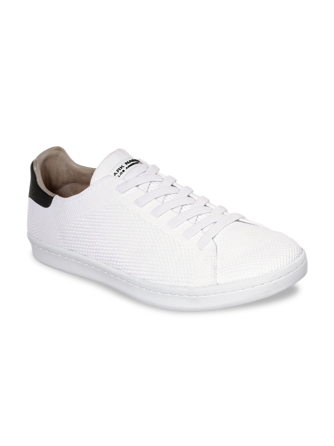 

Skechers Men White Striped Sneakers