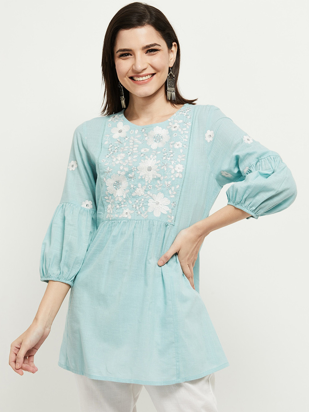 

max Blue & White Viscose Rayon Embroidered Tunic