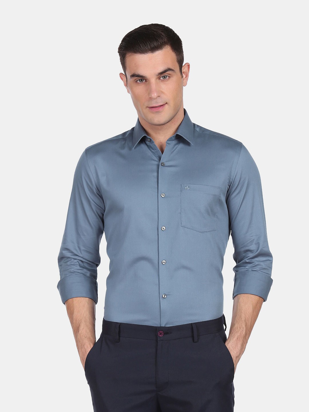 

Arrow Men Blue Slim Fit Striped Casual Shirt