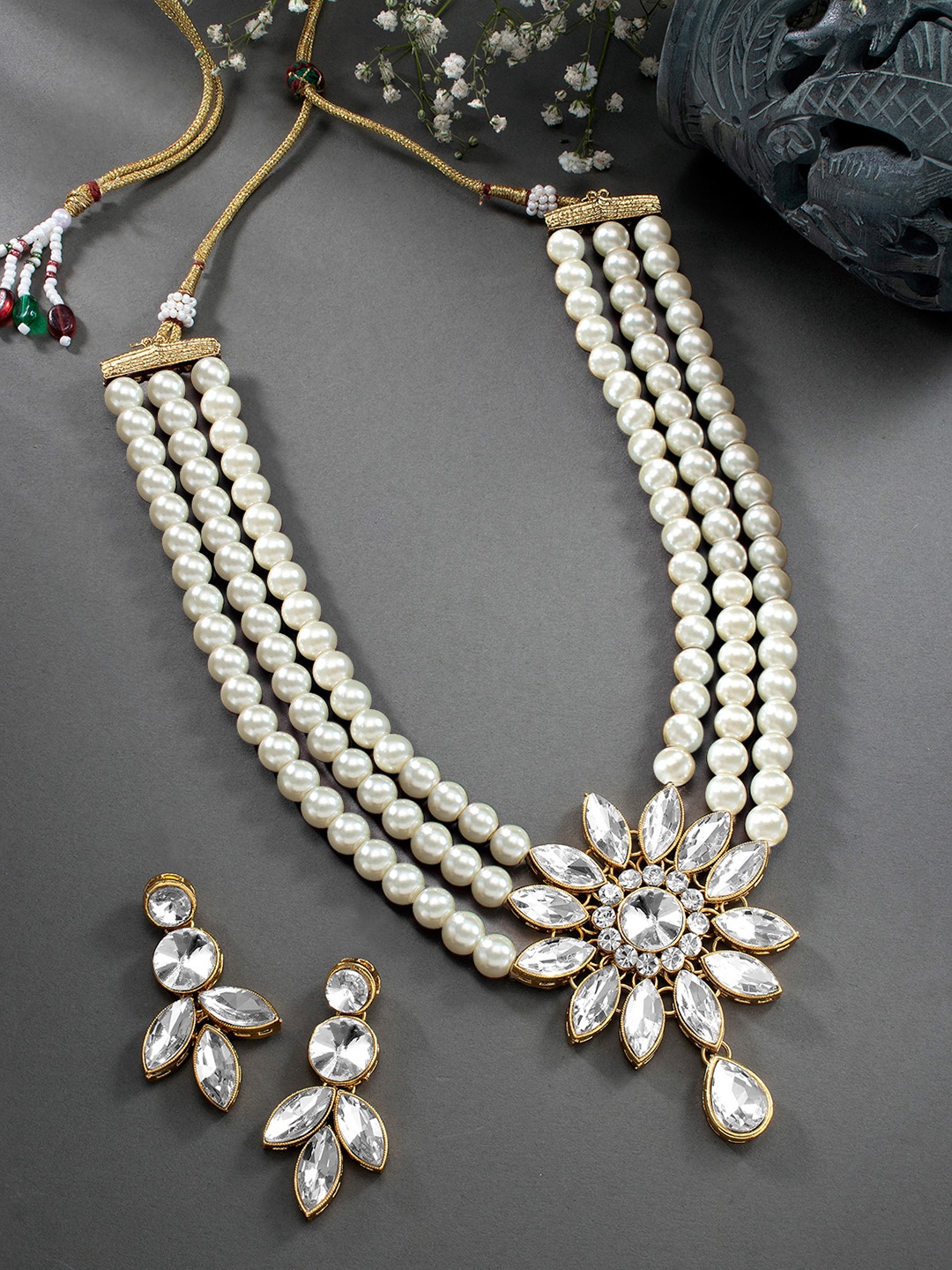 

Peora Gold-Plated Pearl Kundan Choker Necklace with Earrings