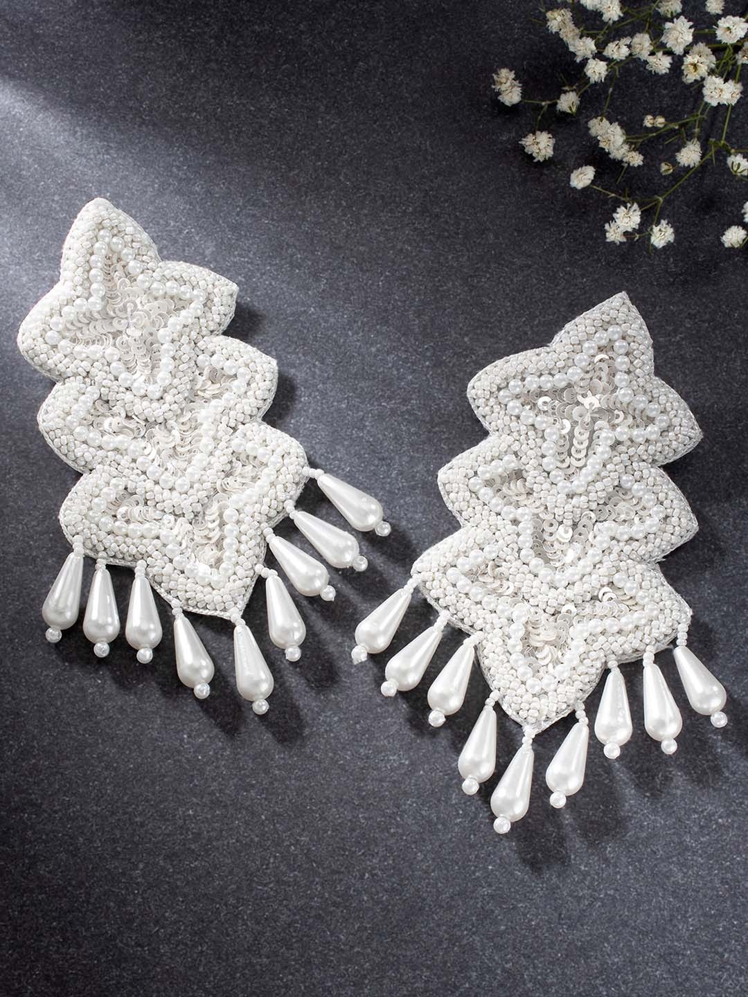 

Peora White Pearl Geometric Dangle Drop Earrings