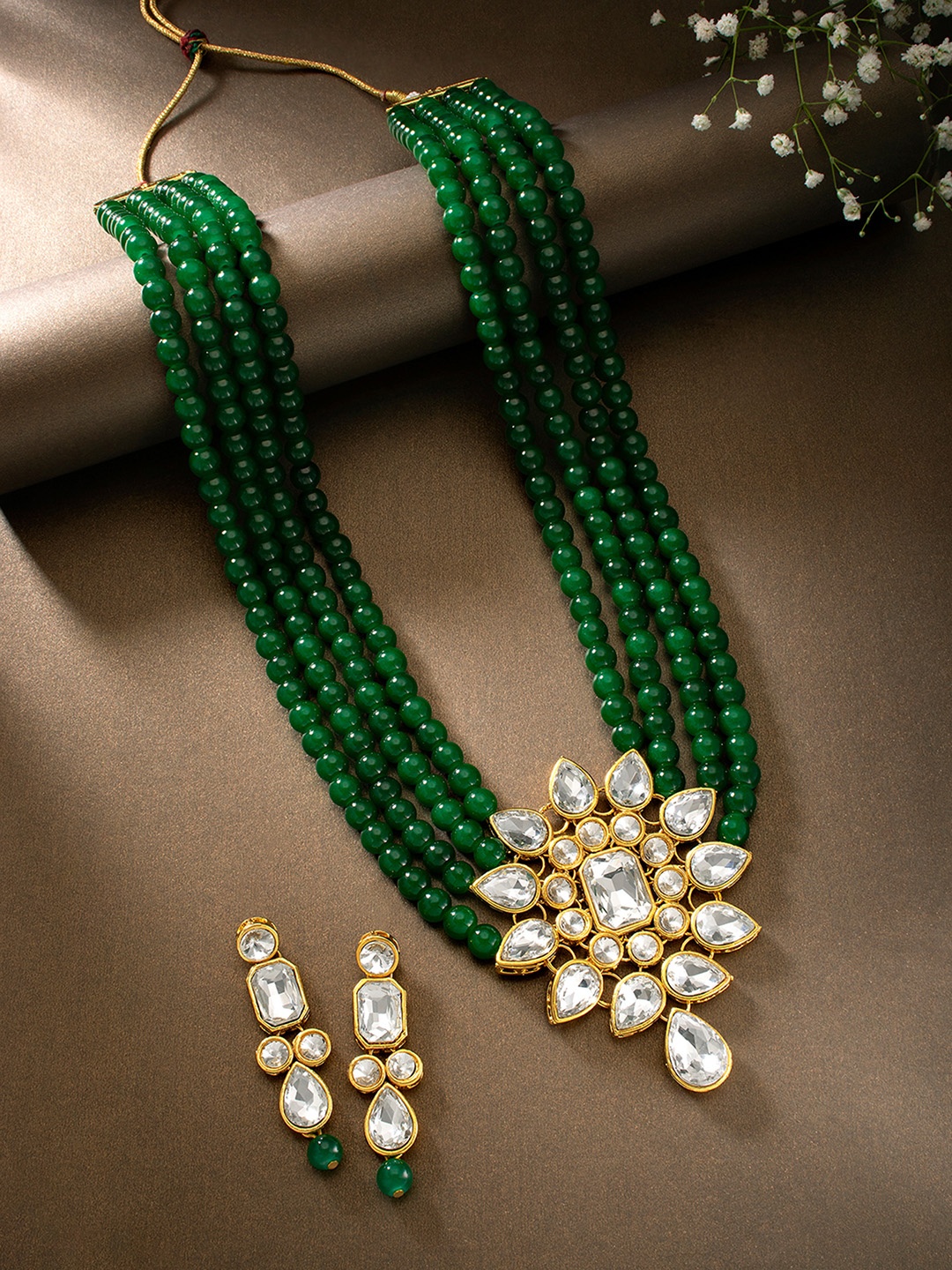 

Peora Gold-Plated & Green Floral Studded Choker Jewellery Set