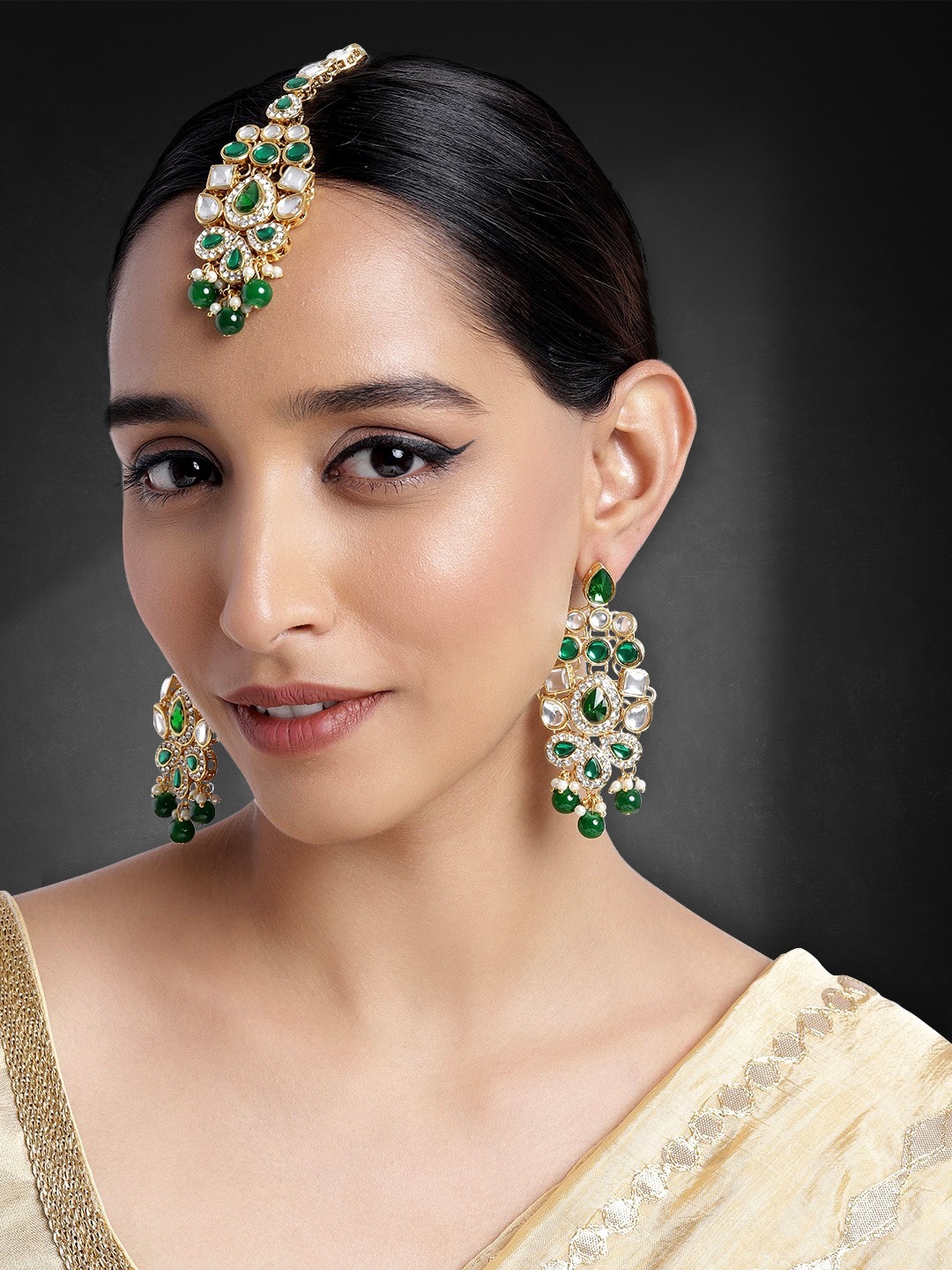

Peora Green & White Kundan & Pearl Gold-Plated Earrings with Maang Tika Set