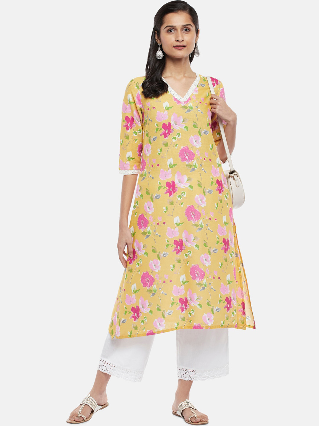

RANGMANCH BY PANTALOONS Women Mustard Yellow Floral Printed Flared Sleeves Kurta