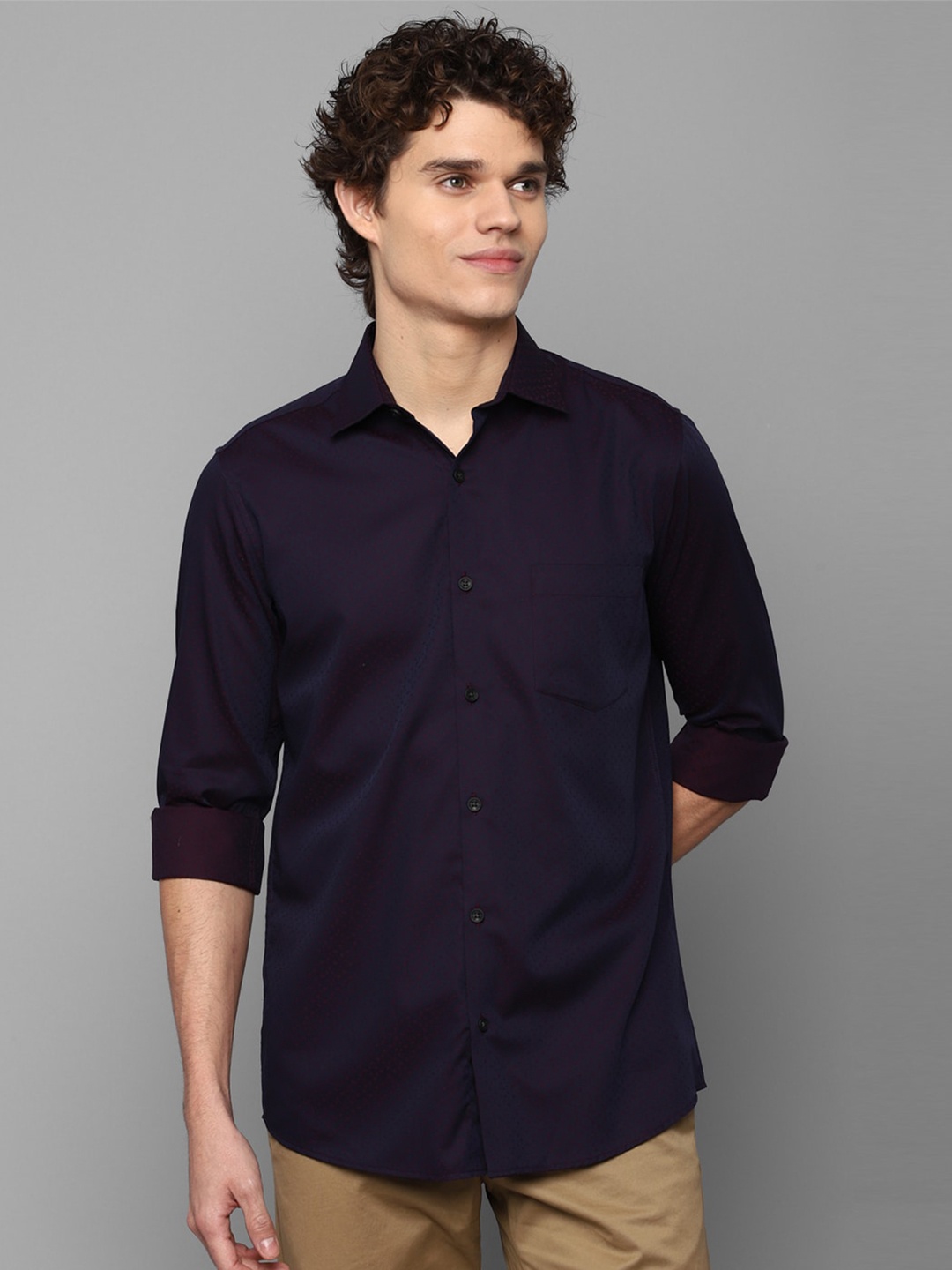 

Allen Solly Men Purple Slim Fit Casual Shirt