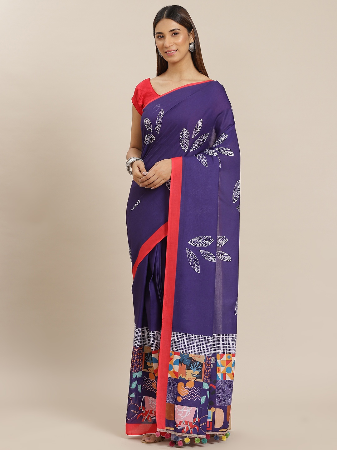 

YELLOW PARROT Navy Blue & White Ethnic Motifs Print Saree with Blouse Piece