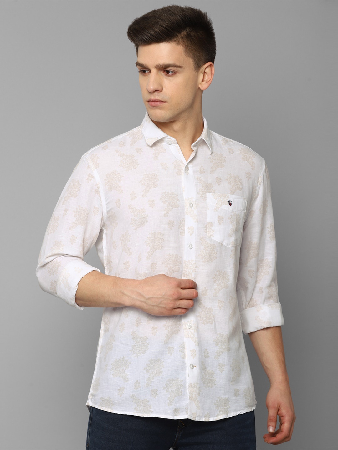 

Louis Philippe Sport Men White Slim Fit Printed Casual Shirt