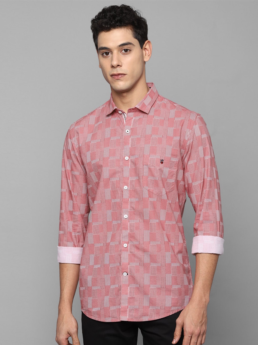 

Louis Philippe Sport Men Pink Slim Fit Printed Casual Shirt 100% Cotton