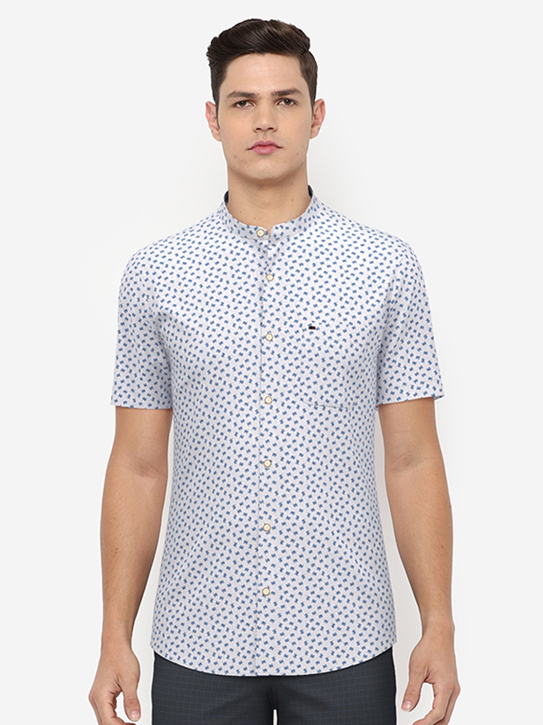 

Peter England Casuals Men Blue Slim Fit Printed Casual Shirt