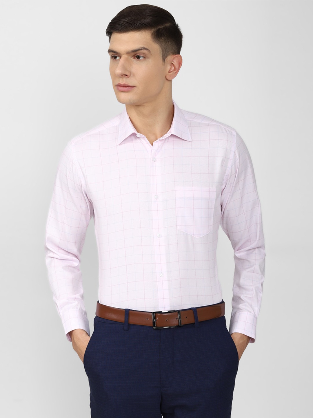 

Van Heusen Men Pink Checked Formal Shirt 100% Cotton