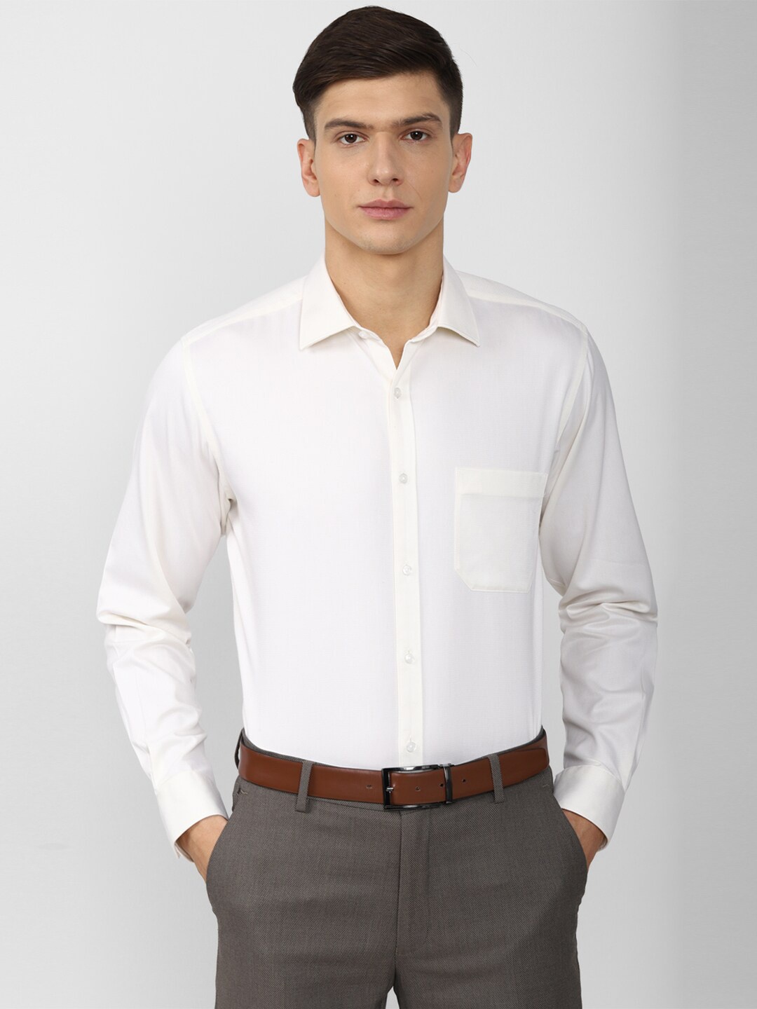 

Van Heusen Men White Regular Fit Cotton Formal Shirt