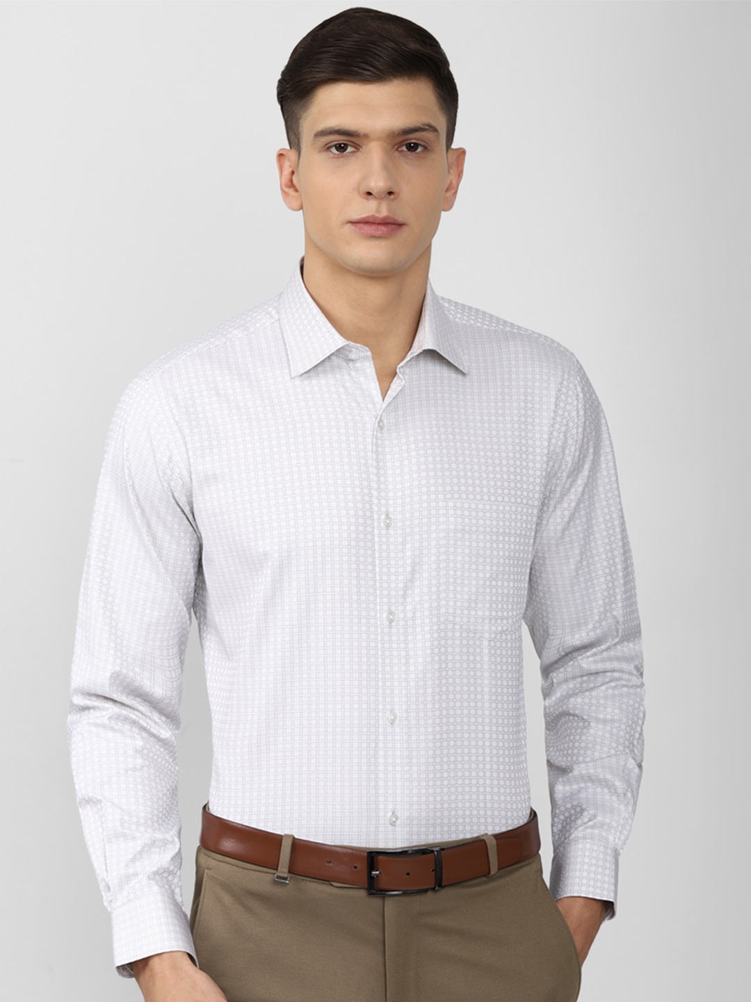 

Van Heusen Men White Checked Cotton Formal Shirt