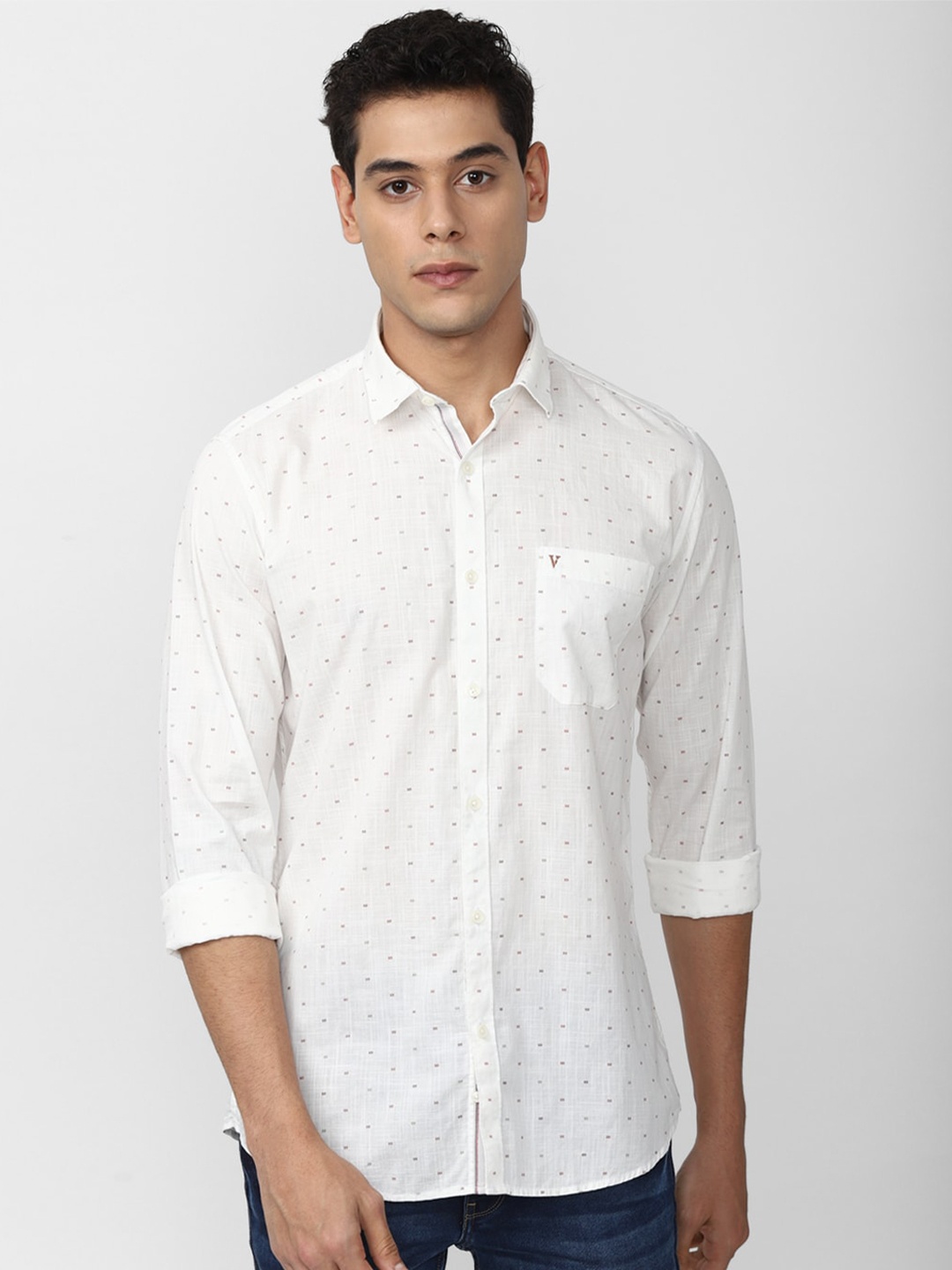 

Van Heusen Sport Men White Slim Fit Floral Printed Pure Cotton Casual Shirt