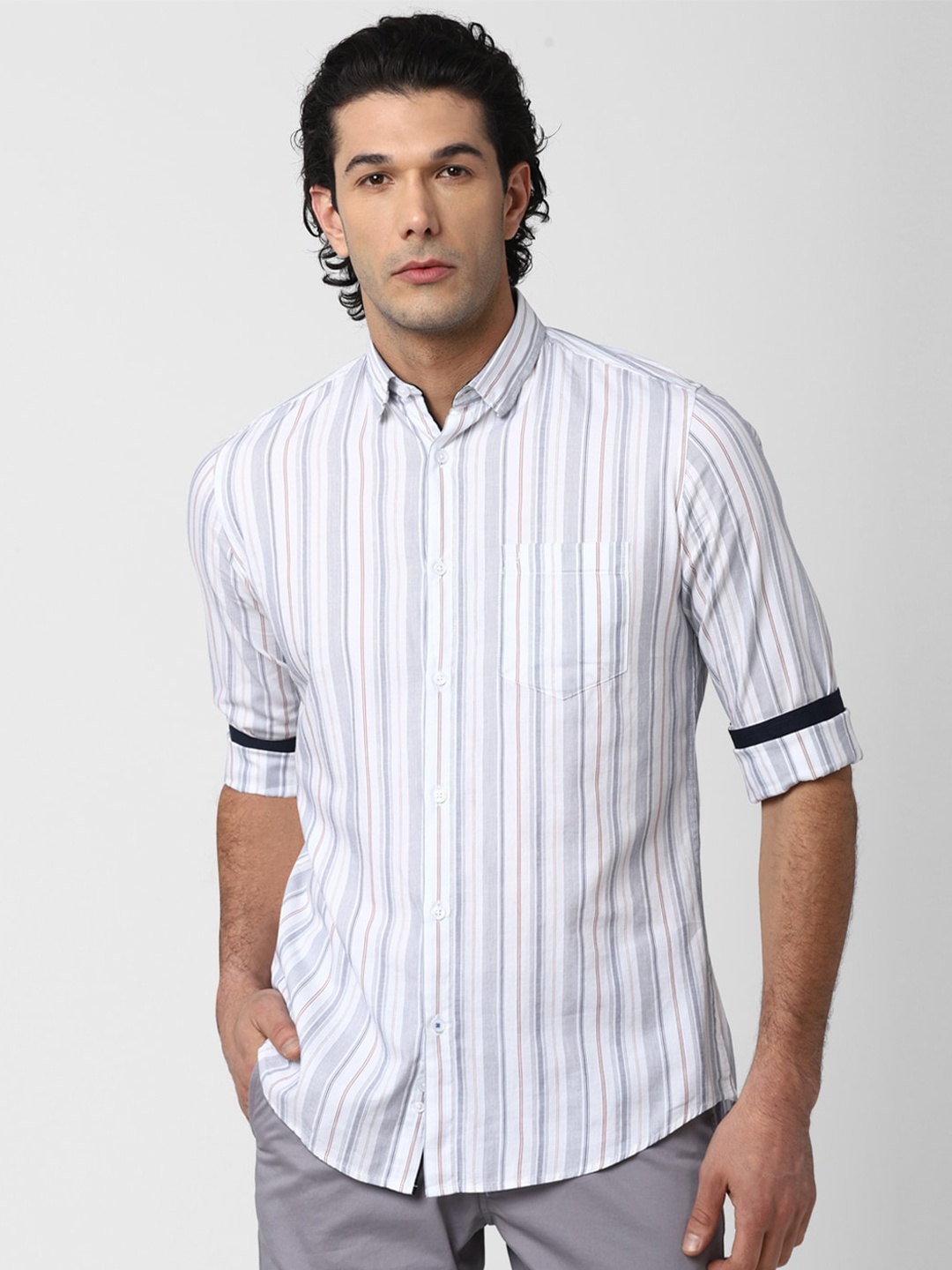 

Van Heusen Sport Men Grey Slim Fit Striped Casual Shirt 100% Cotton