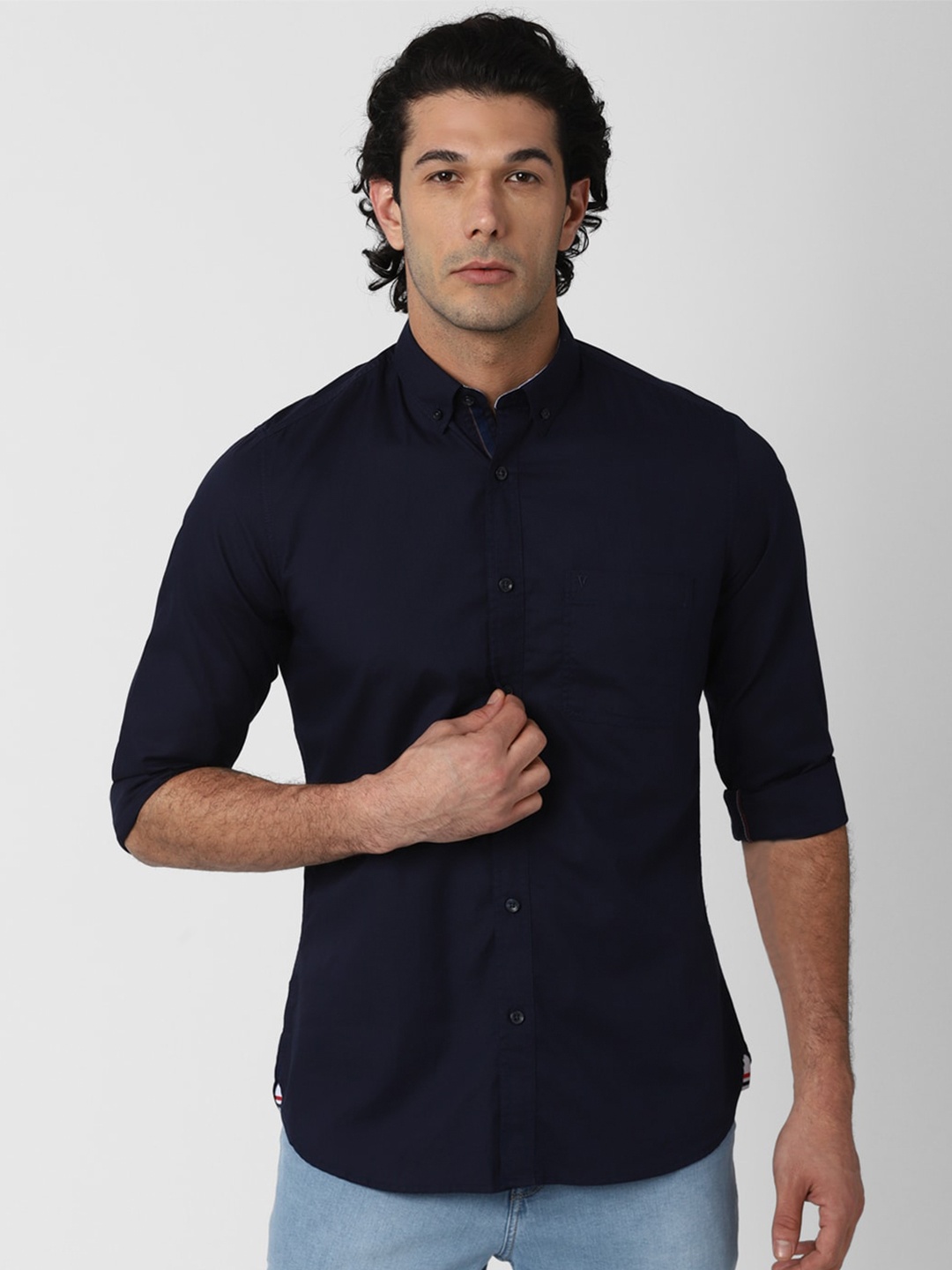 

Van Heusen Sport Men Navy Blue Slim Fit Solid Cotton Casual Shirt