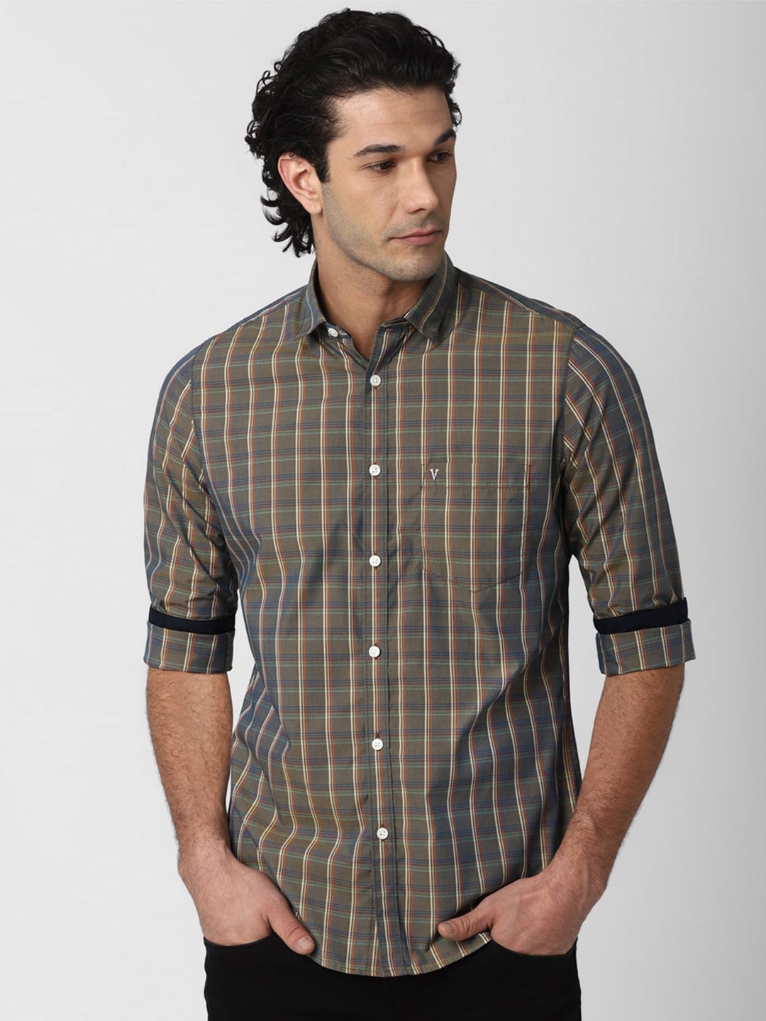 

Van Heusen Sport Men Grey Slim Fit Checked Casual Shirt 58% Cotton