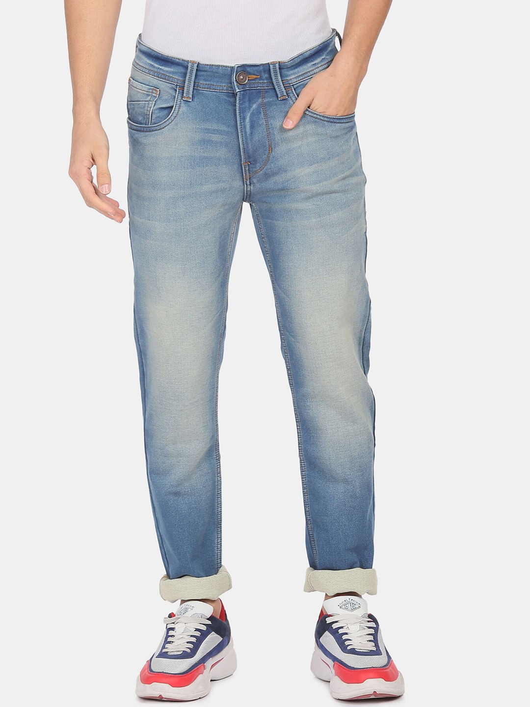 

Colt Men Blue Mildly Distressed Heavy Fade Jeans
