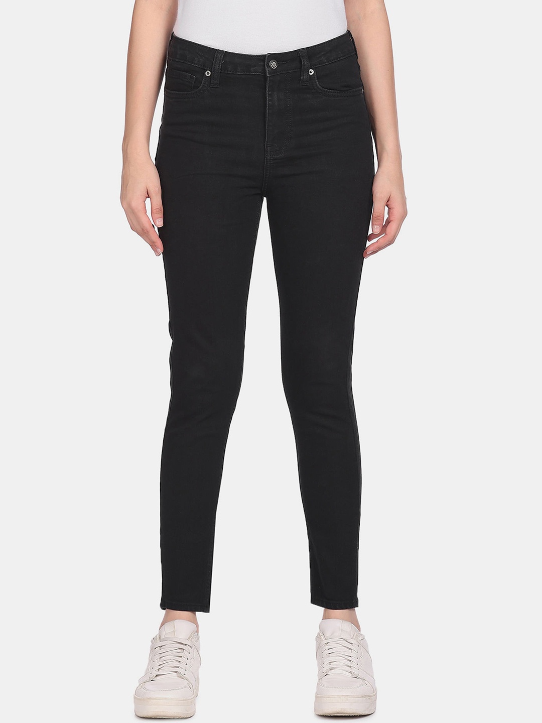 

Aeropostale Women Black Slim Fit Jeans