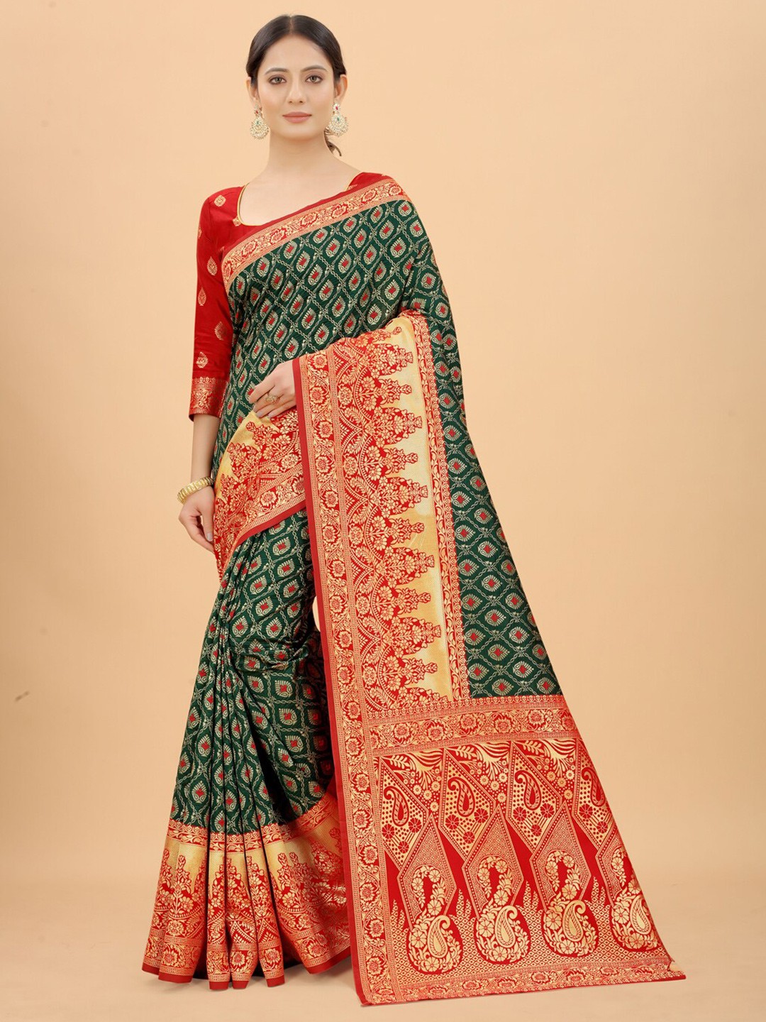 

SATYAM WEAVES Green & Red Woven Design Zari Silk Cotton Banarasi Saree