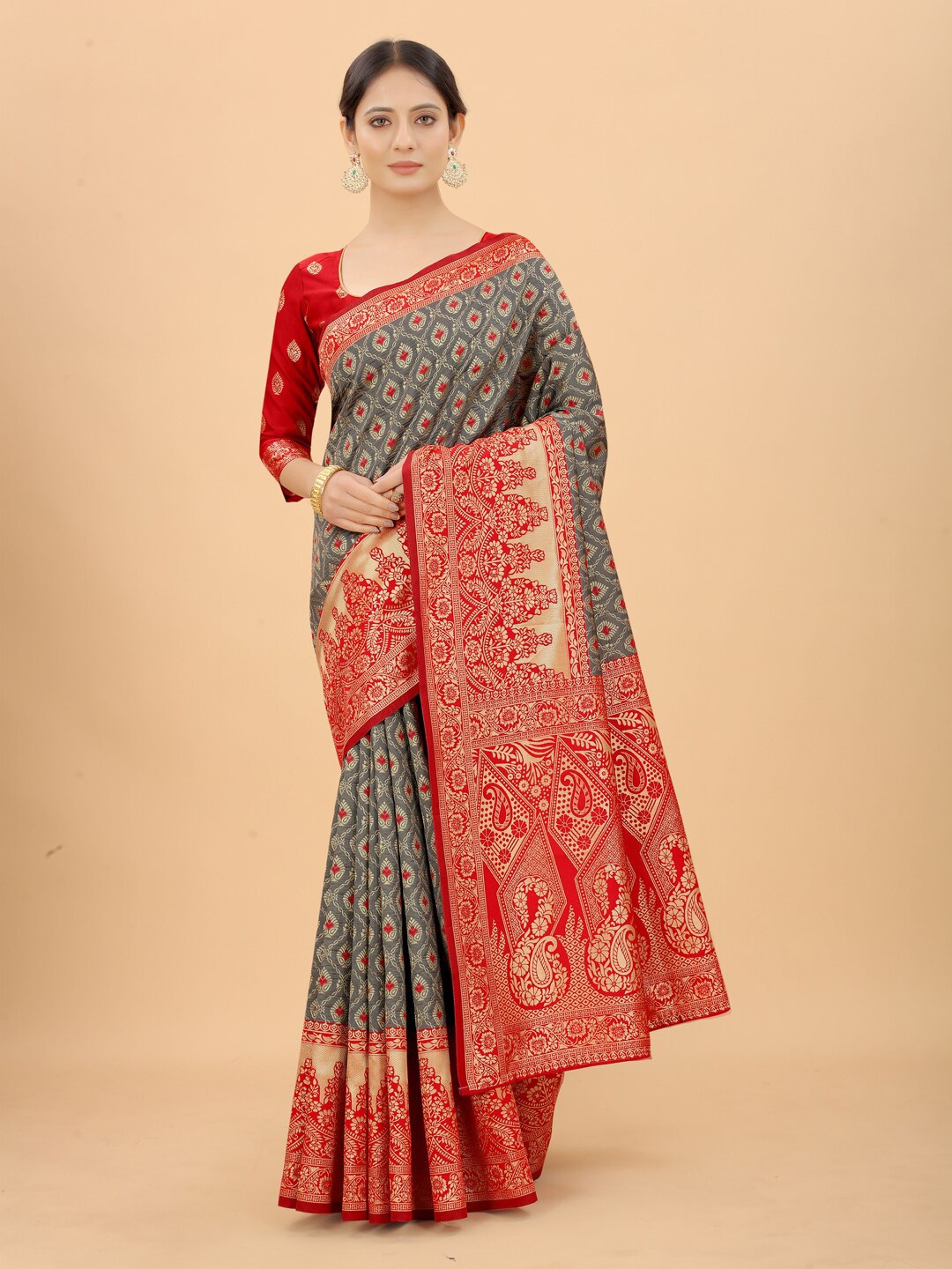 

SATYAM WEAVES Grey & Red Woven Design Zari Silk Cotton Banarasi Saree