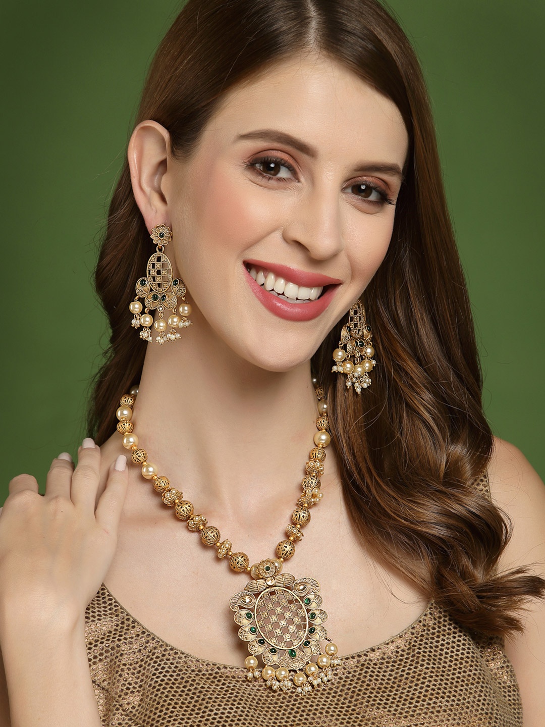 

PANASH Gold-Plated Green Stone-Studded & White Pearl-Beaded Jewellery Set