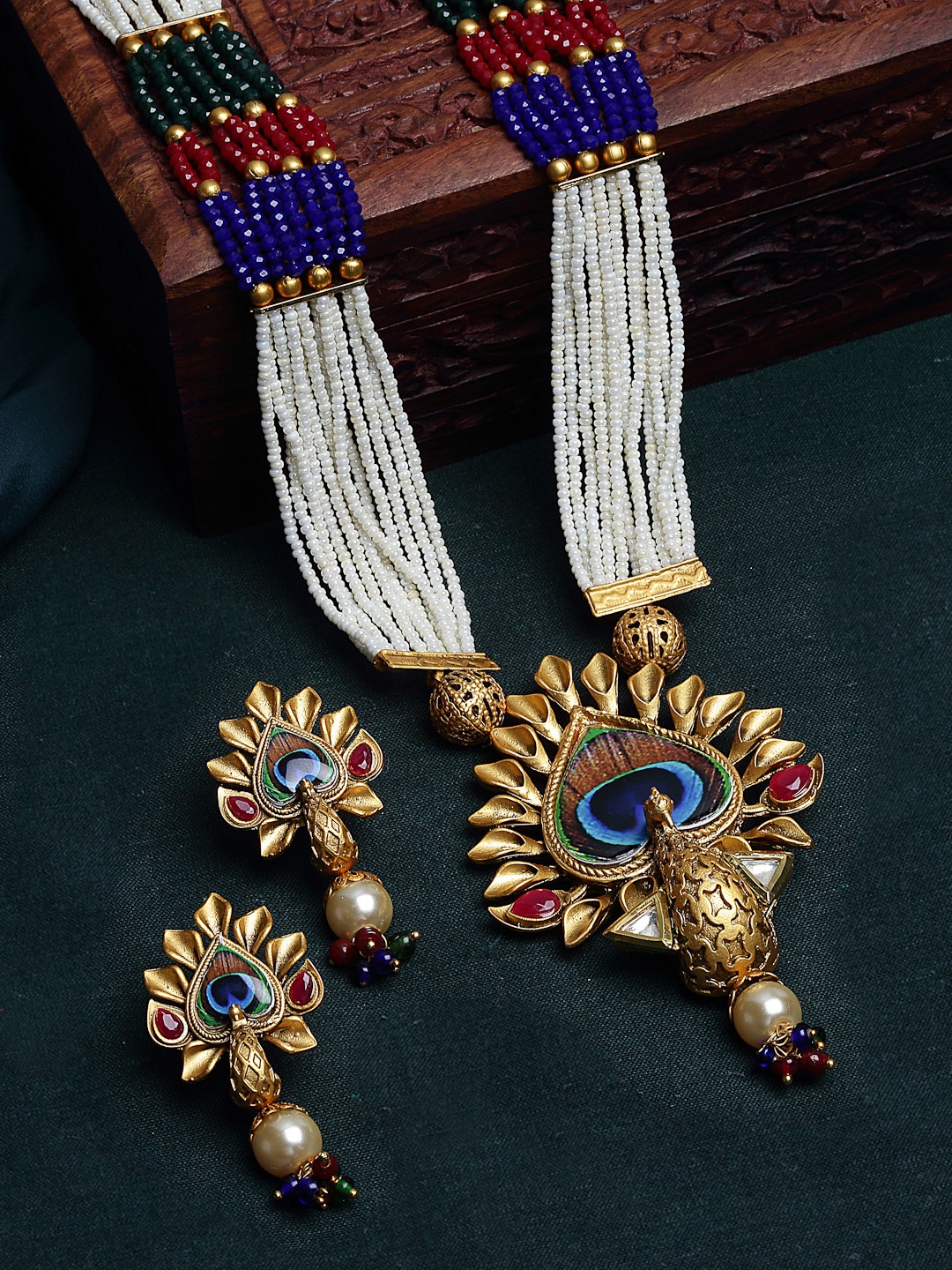 

PANASH Gold-Plated White & Red Stone-Studded & Pearl Beaded Jewellery Set