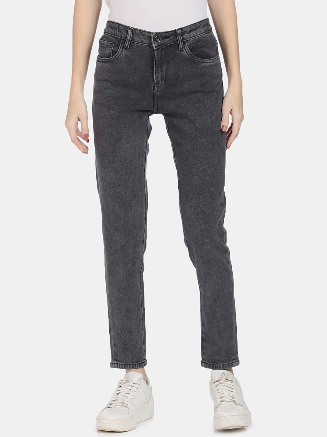 

U S Polo Assn Women Black Slim Fit Heavy Fade Jeans