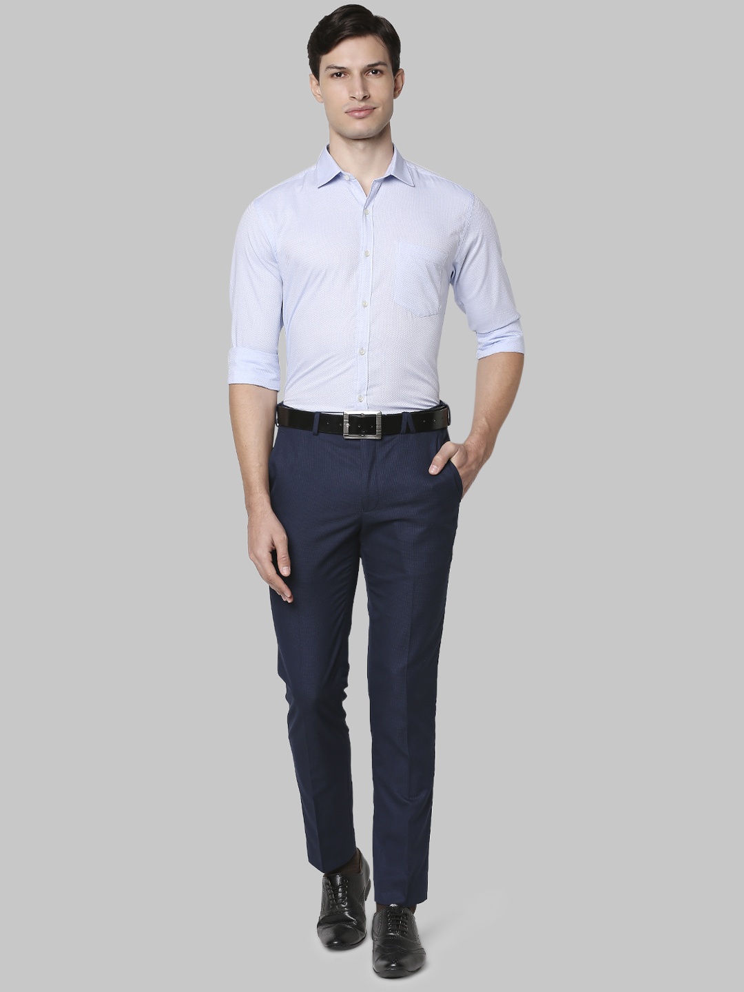 

Park Avenue Men Blue Slim Fit Cotton Formal Shirt