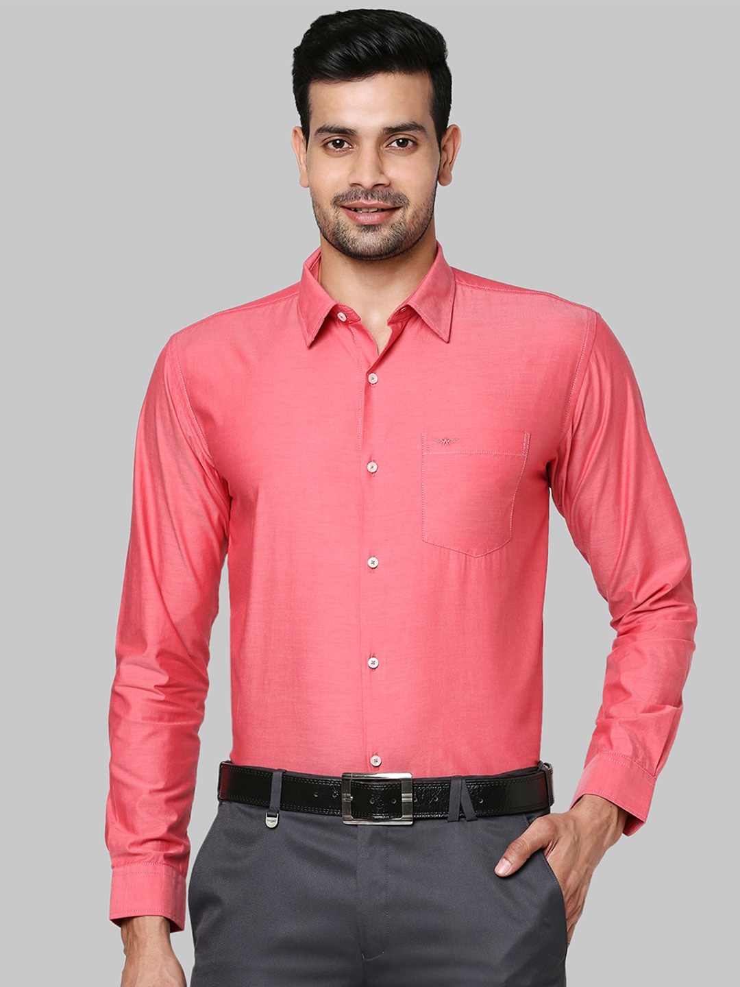 

Park Avenue Men Red Slim Fit Formal Shirt
