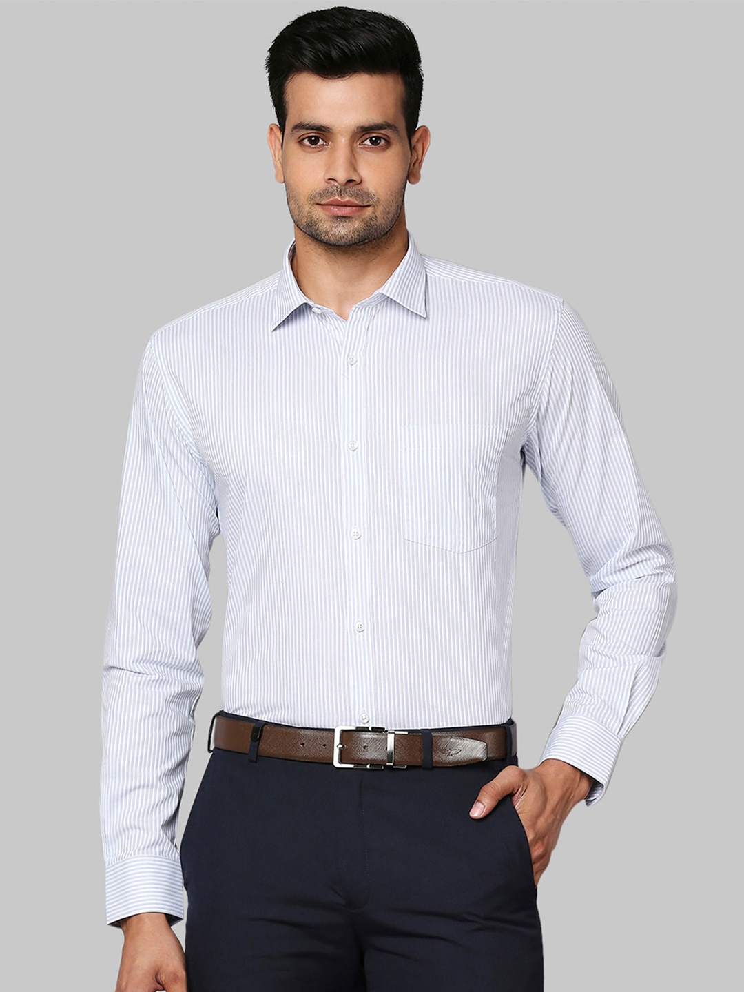 

Park Avenue Men Blue Slim Fit Striped Cotton Formal Shirt