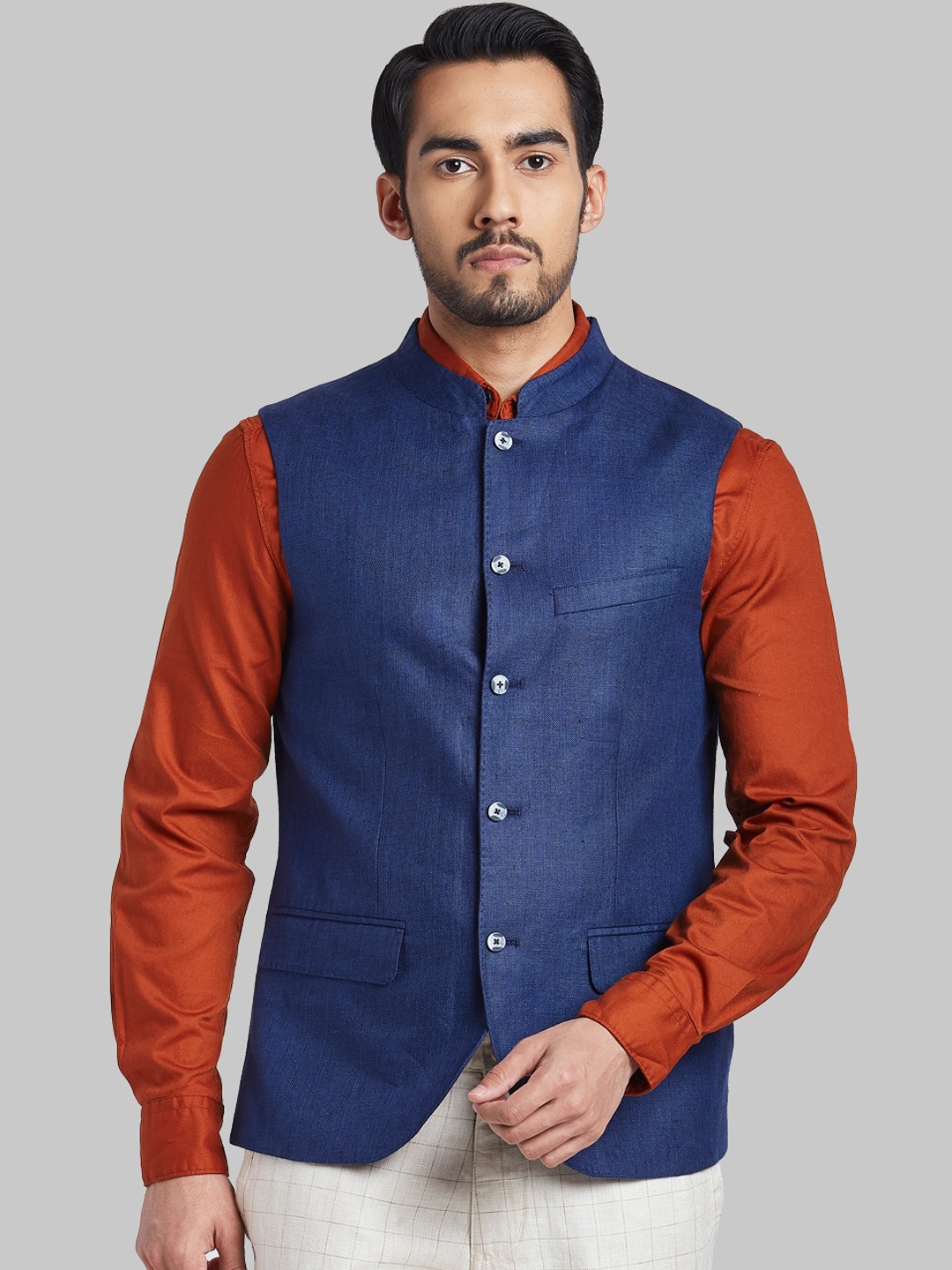 

Parx Men Blue Solid Linen Waistcoat