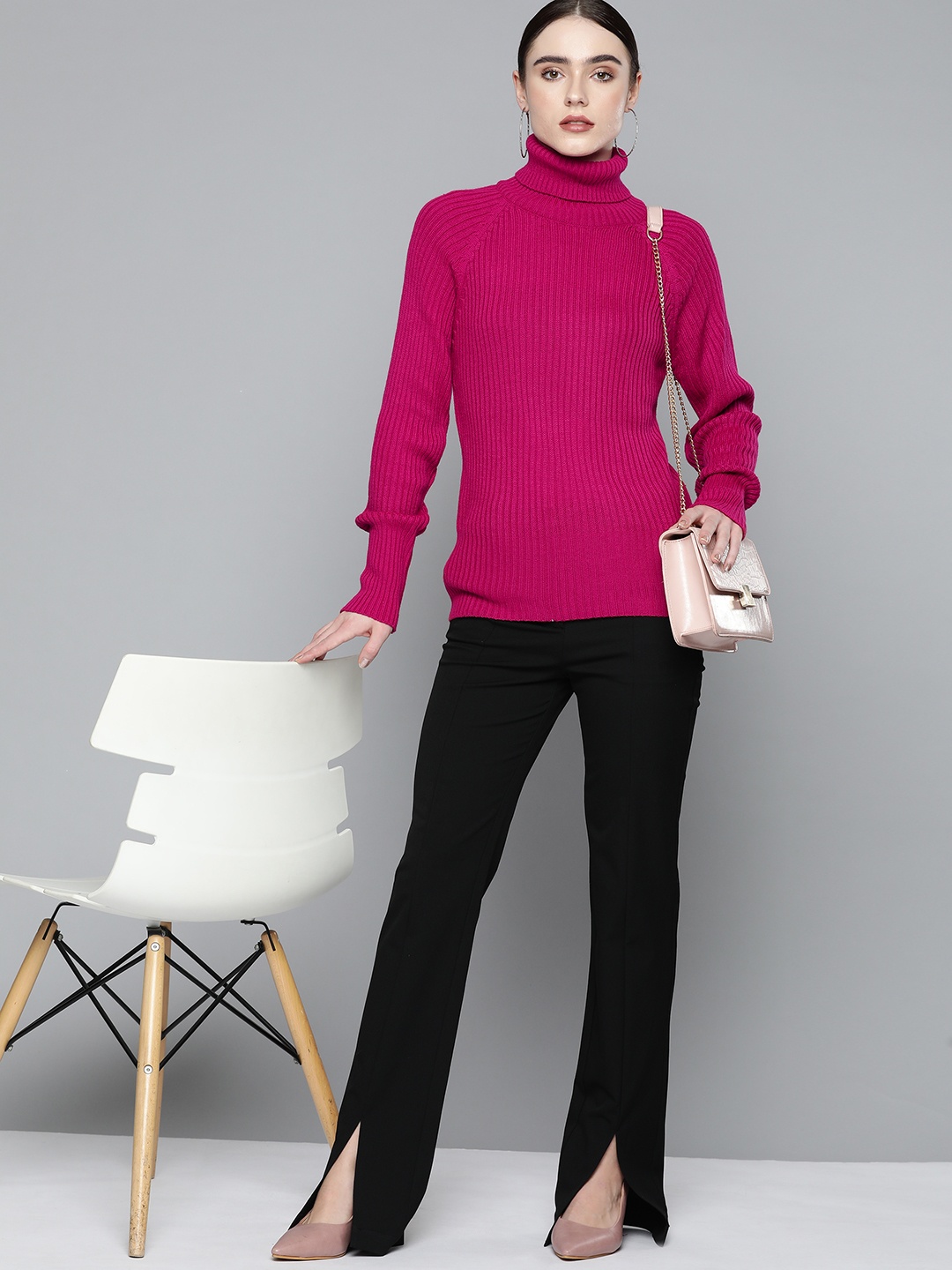 

Chemistry Women Fuchsia Ribbed Acrylic Turtle Neck Pullover