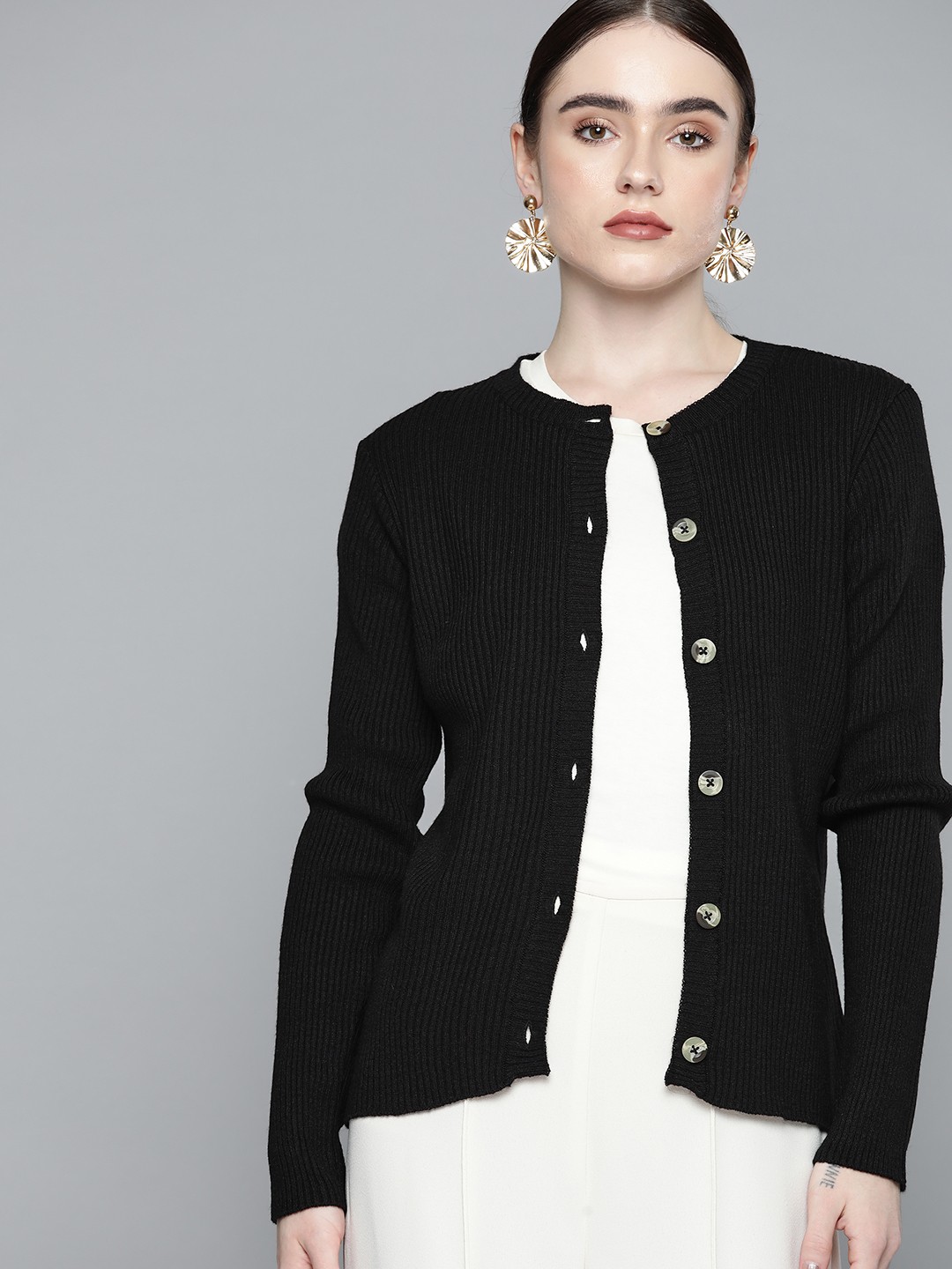 

Chemistry Women Black Solid Acrylic Knitted Cardigan