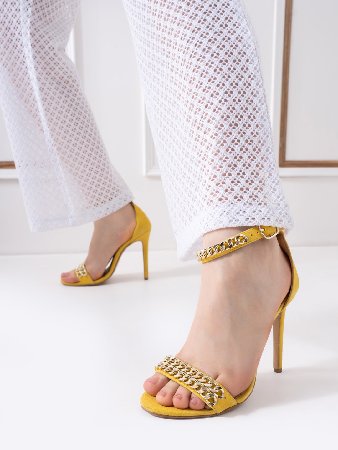 

Saint G Women Gold Chain Detail Yellow Leather Stiletto Heels