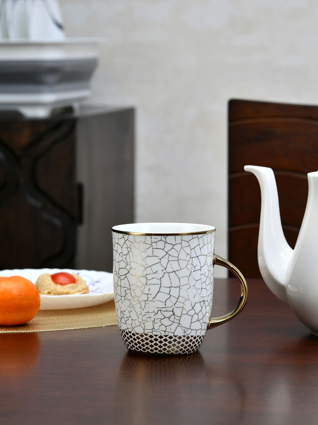 

Athome by Nilkamal White & Gold-Toned Geometric Printed Ceramic Glossy Mug