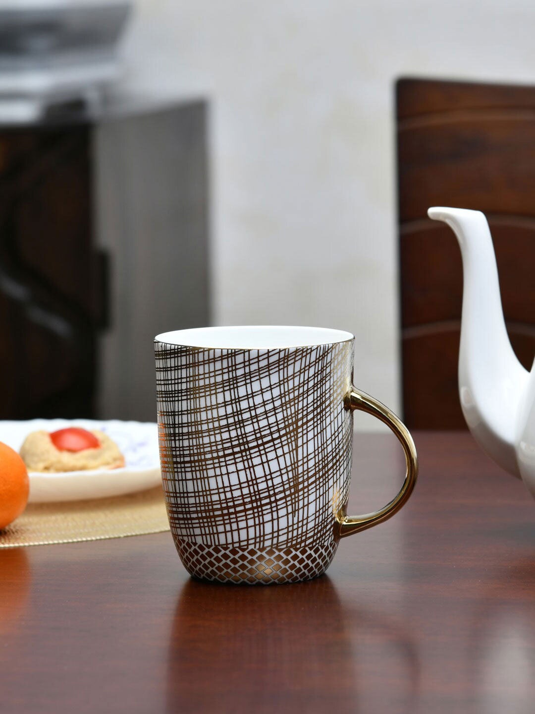 

Athome by Nilkamal White & Gold-Toned Printed Ceramic Matte Cups Set of Cups and Mugs