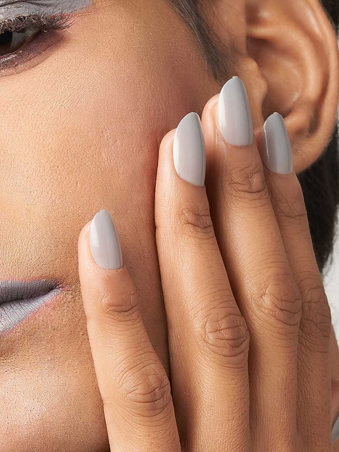 

LICK 24 Pcs Artificial Reusable Oval Nail Extensions with Application Kit - Grey