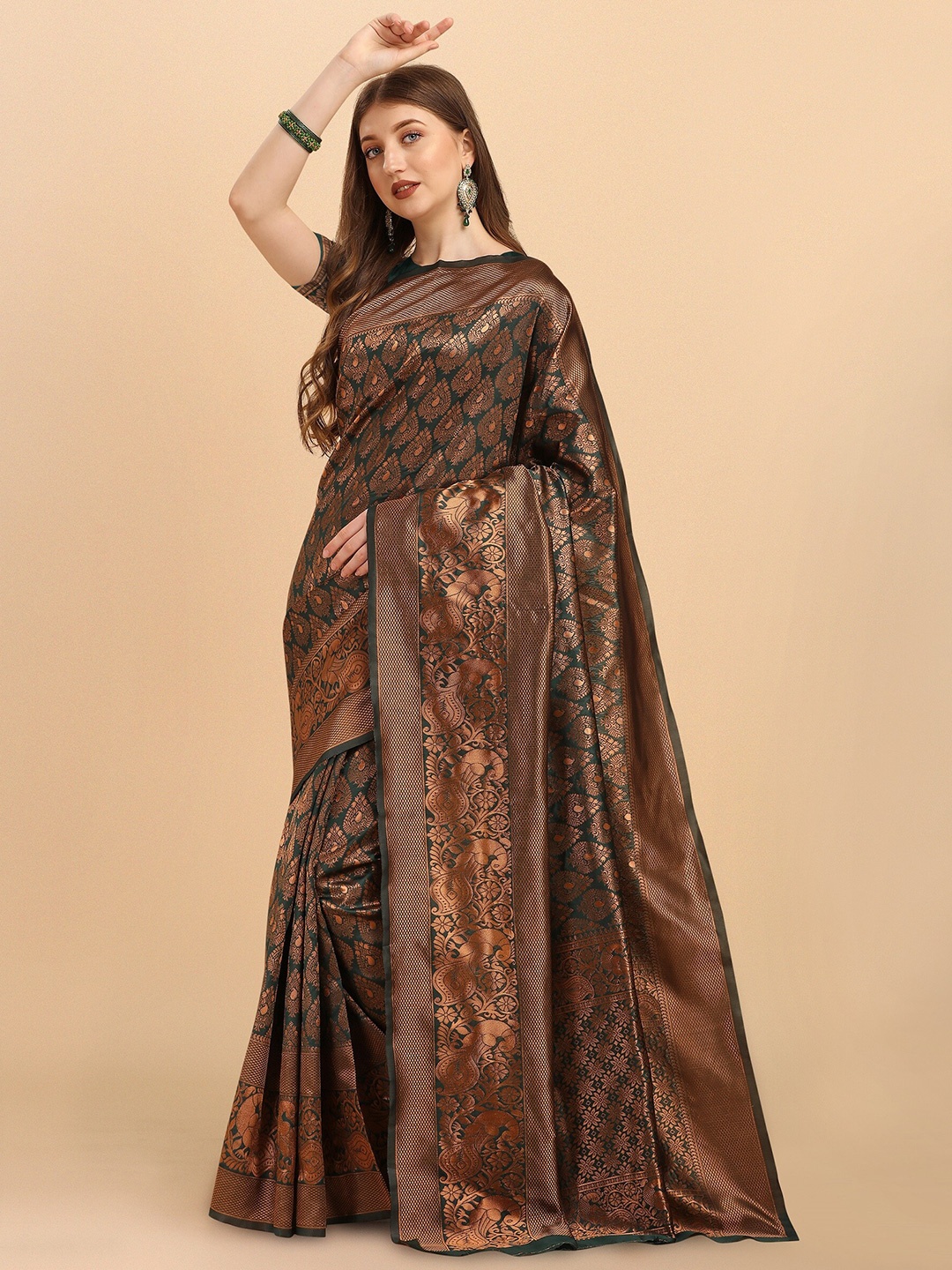 

Fashion Booms Copper-Toned & Gold-Toned Floral Zari Pure Silk Kanjeevaram Saree