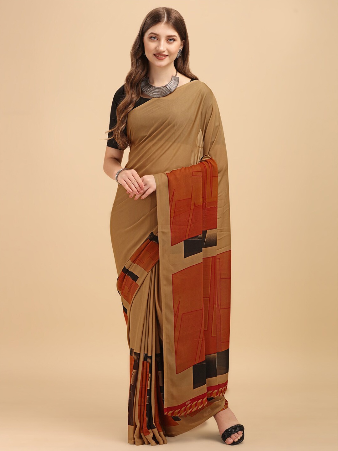 

Sangria Beige & Brown Printed Georgette Saree