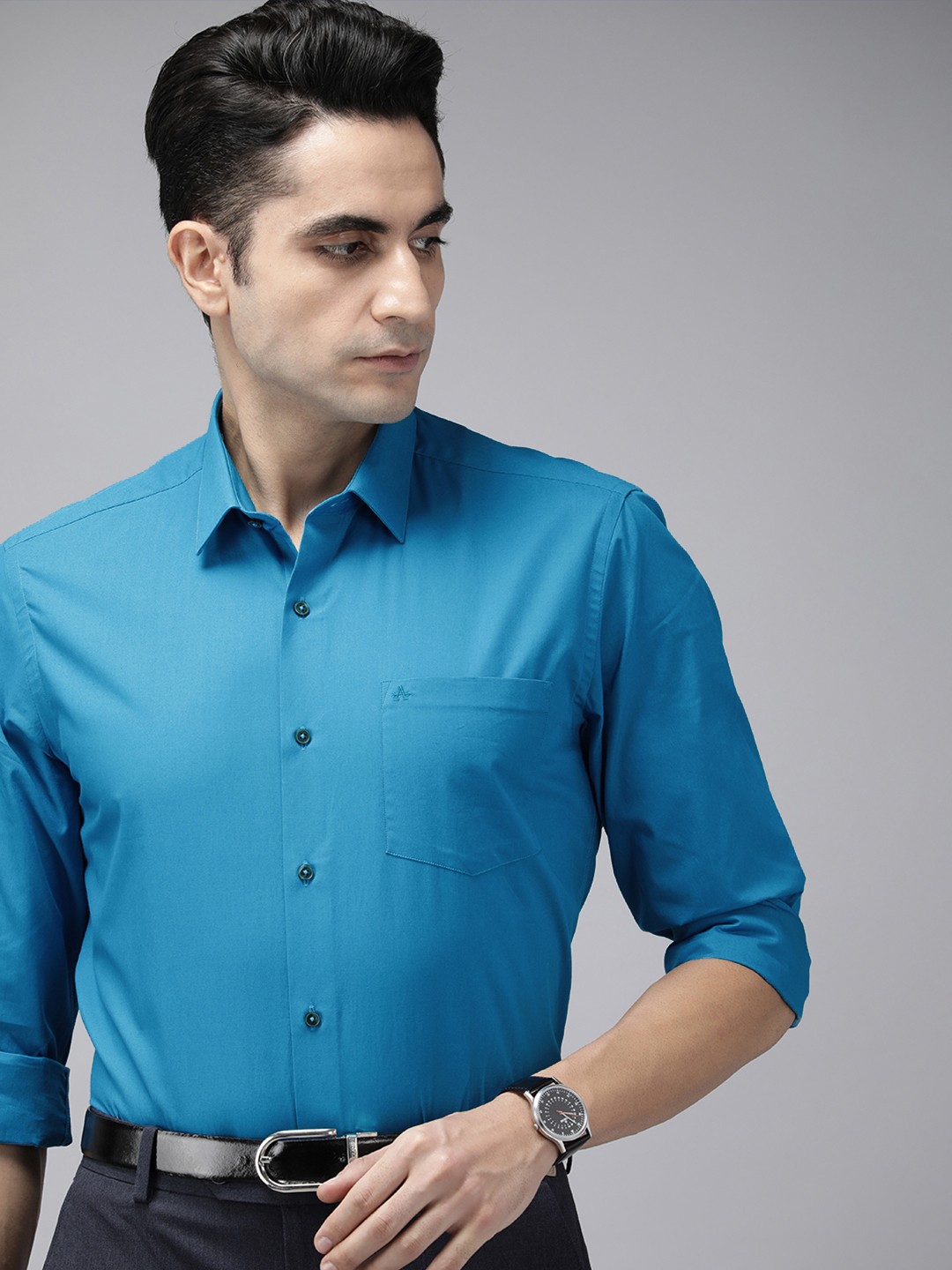 

Arrow Men Blue Solid Manhattan Slim Fit Pure Cotton Formal Shirt