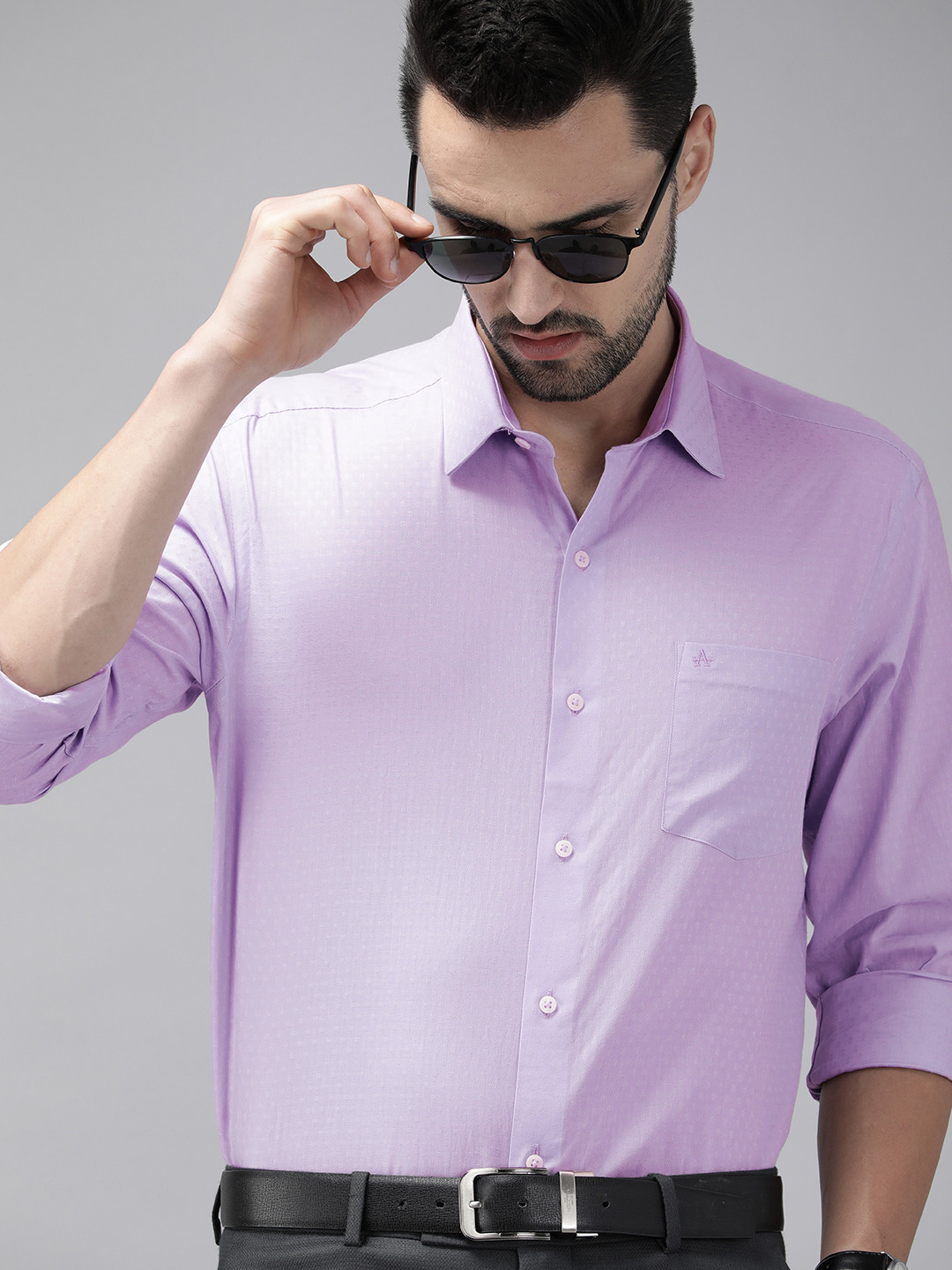 

Arrow Men Lavender Self-Design Manhattan Slim Fit Pure Cotton Formal Shirt