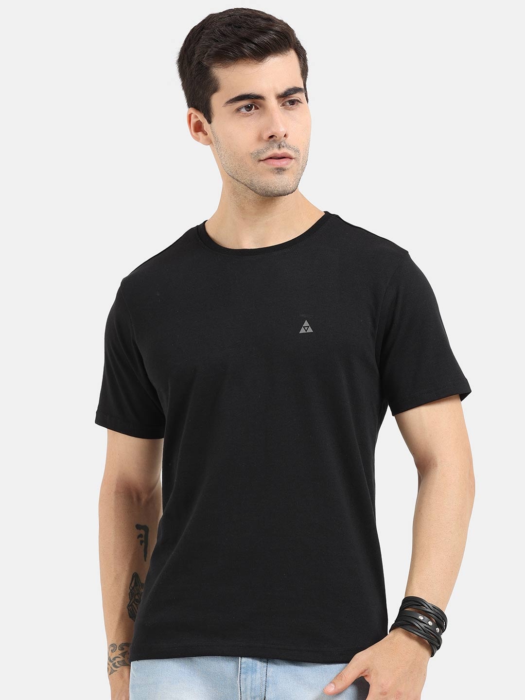 

ARDEUR Men Black Slim Fit T-shirt