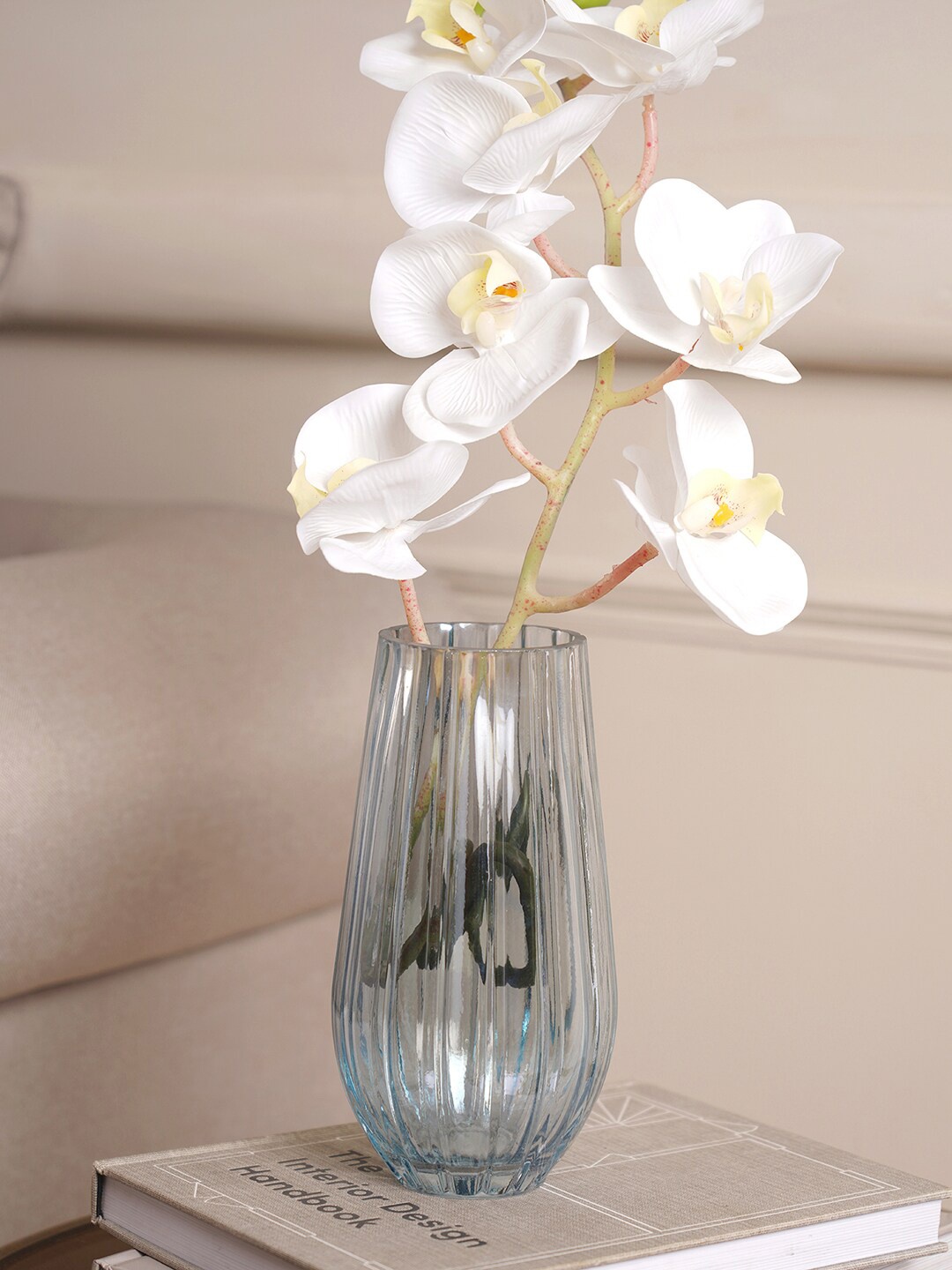 

Pure Home and Living Blue & Transparent Textured Glass Lustre Vases