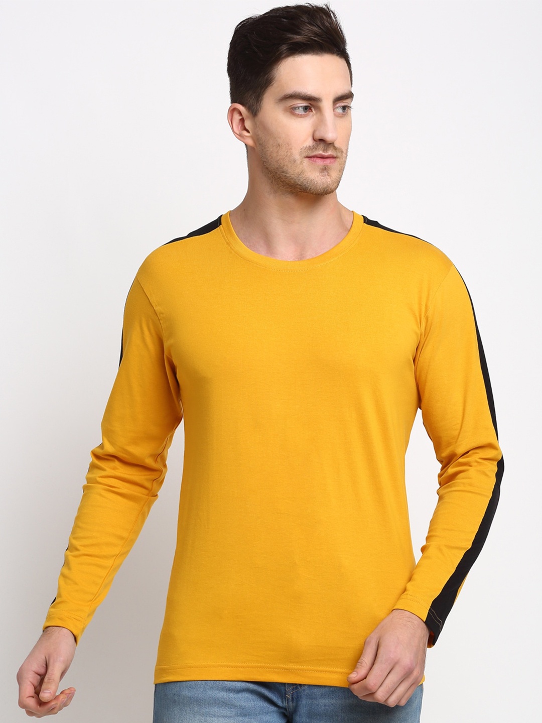 

Friskers Men Gold-Toned T-shirt