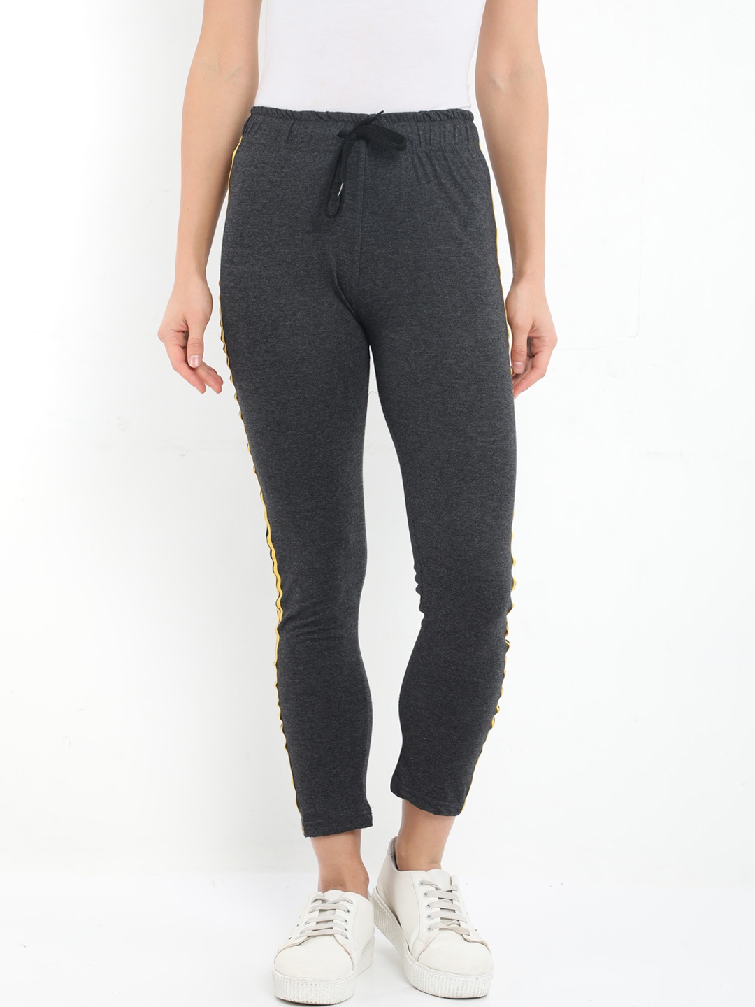 

Fleximaa Women Charcoal Grey Solid Cotton Track Pants