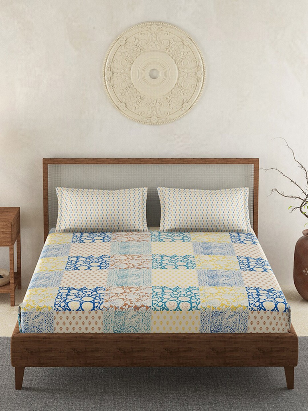 

Duroflex Blue & White 120 TC Pure Cotton Queen Bedsheet with 2 Pillow Covers