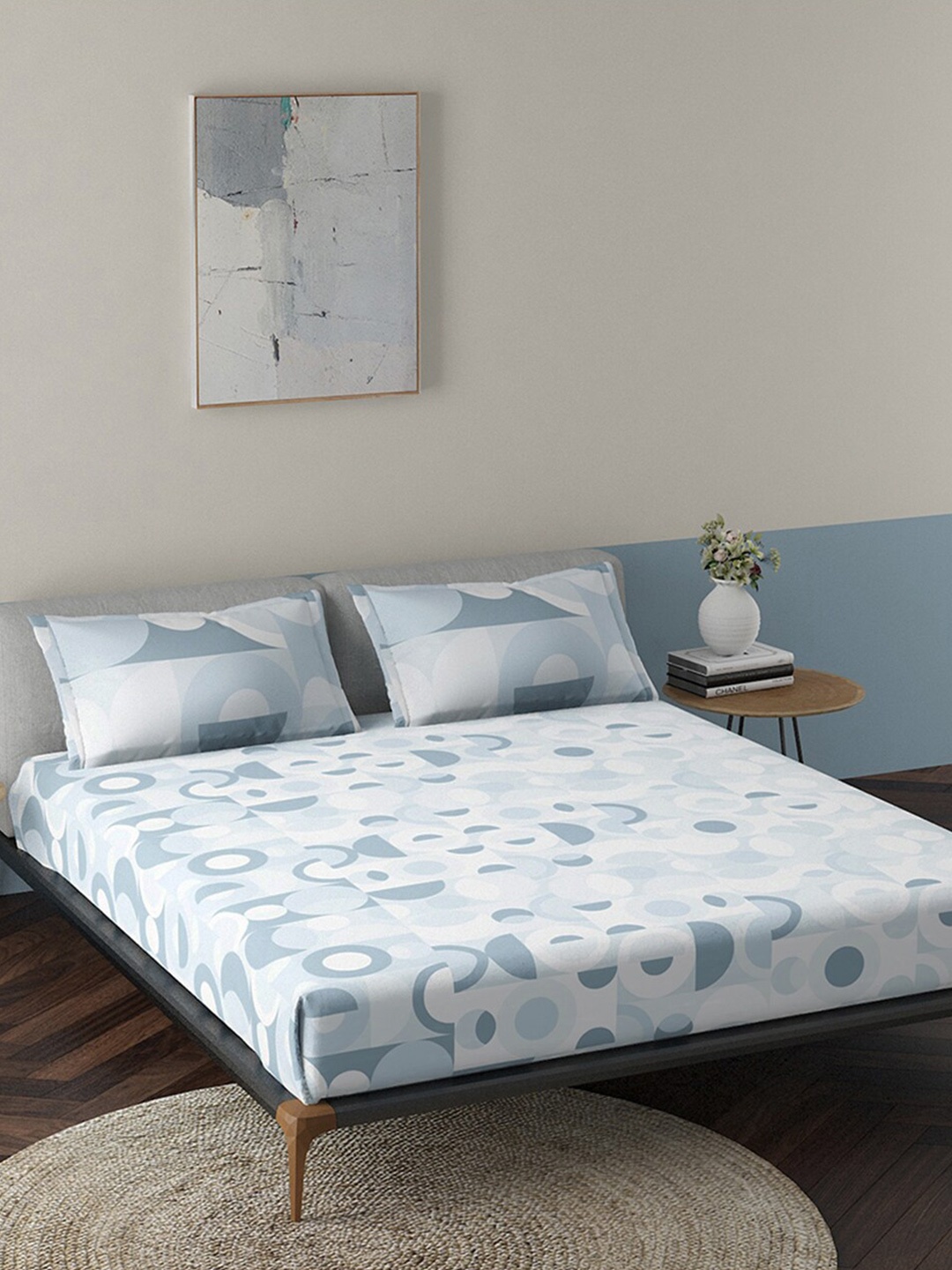 

Duroflex Blue & White Geometric 144 TC Pure Cotton Queen Bedsheet with 2 Pillow Covers