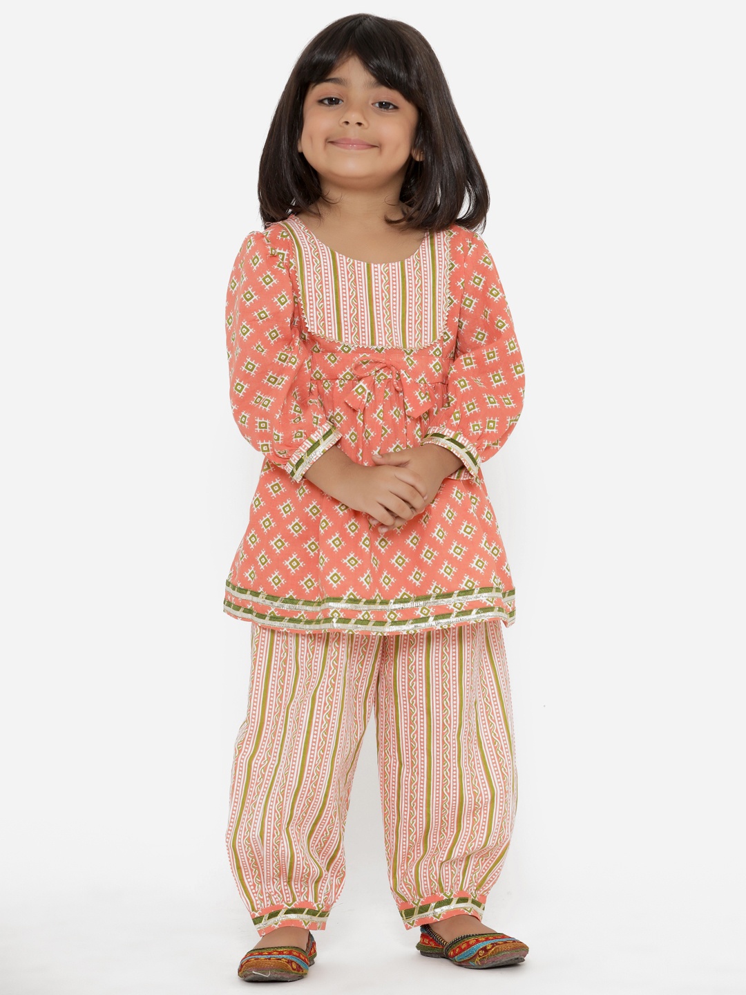 

Readiprint Fashions Girls Peach-Coloured Printed Empire Gotta Patti Pure Cotton Kurti with Salwar
