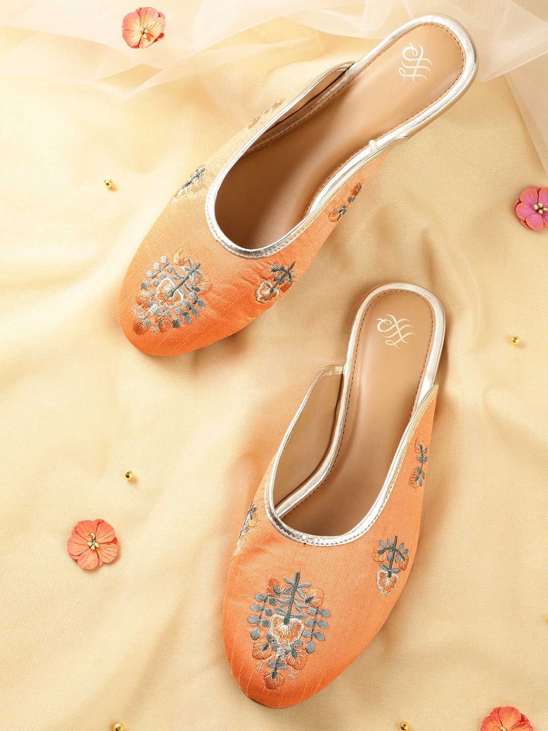 

House of Pataudi Women Orange & Green Ethnic Embellished Handcrafted Mules